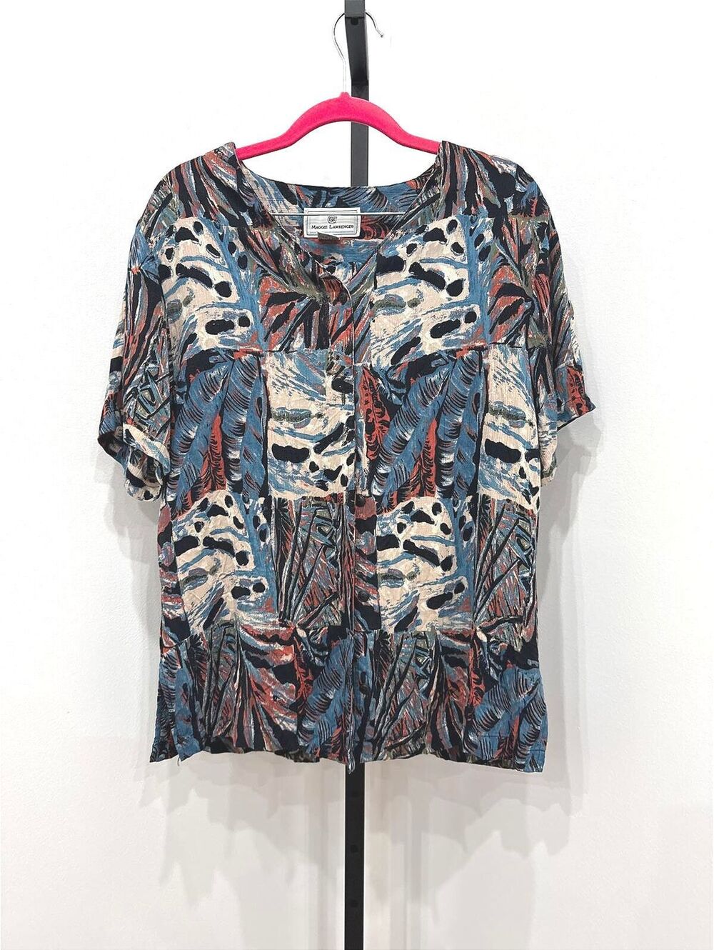 Maggie Lawrence Rayon Short Sleeve Button-Up Top and Shorts Set - Large